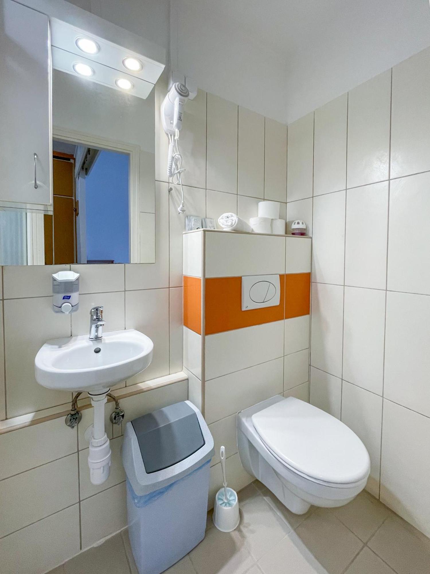 Tisza Sport Hotel Szeged Esterno foto