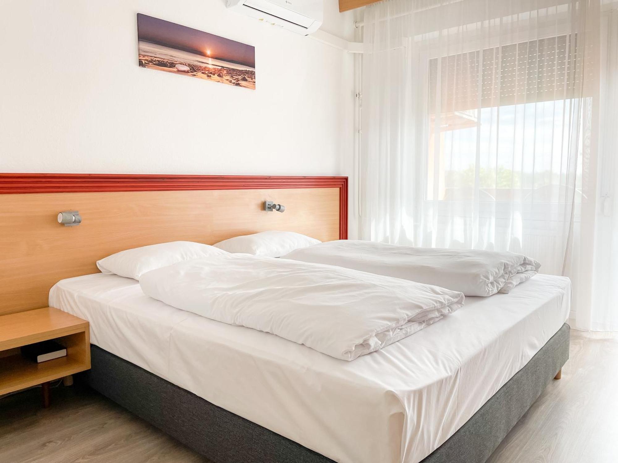 Tisza Sport Hotel Szeged Esterno foto