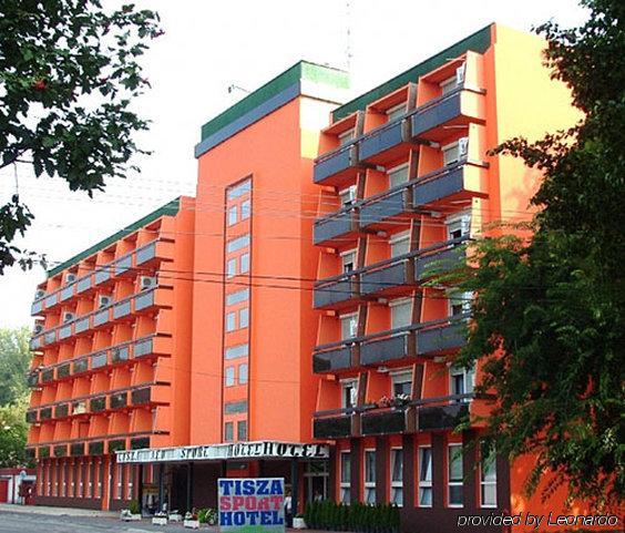 Tisza Sport Hotel Szeged Esterno foto
